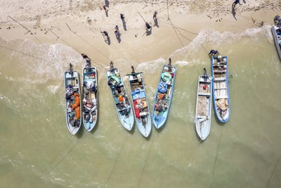 コロナのPlastic Fishing Tournament