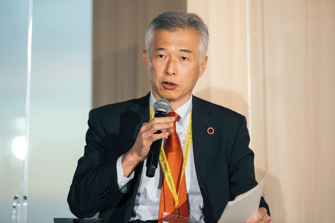 環境省の中井徳太郎事務次官